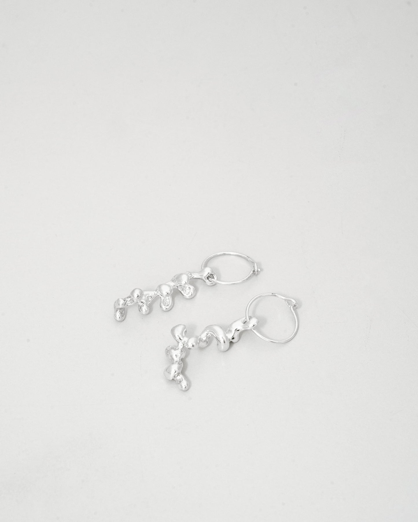 Twisted Current earrings
